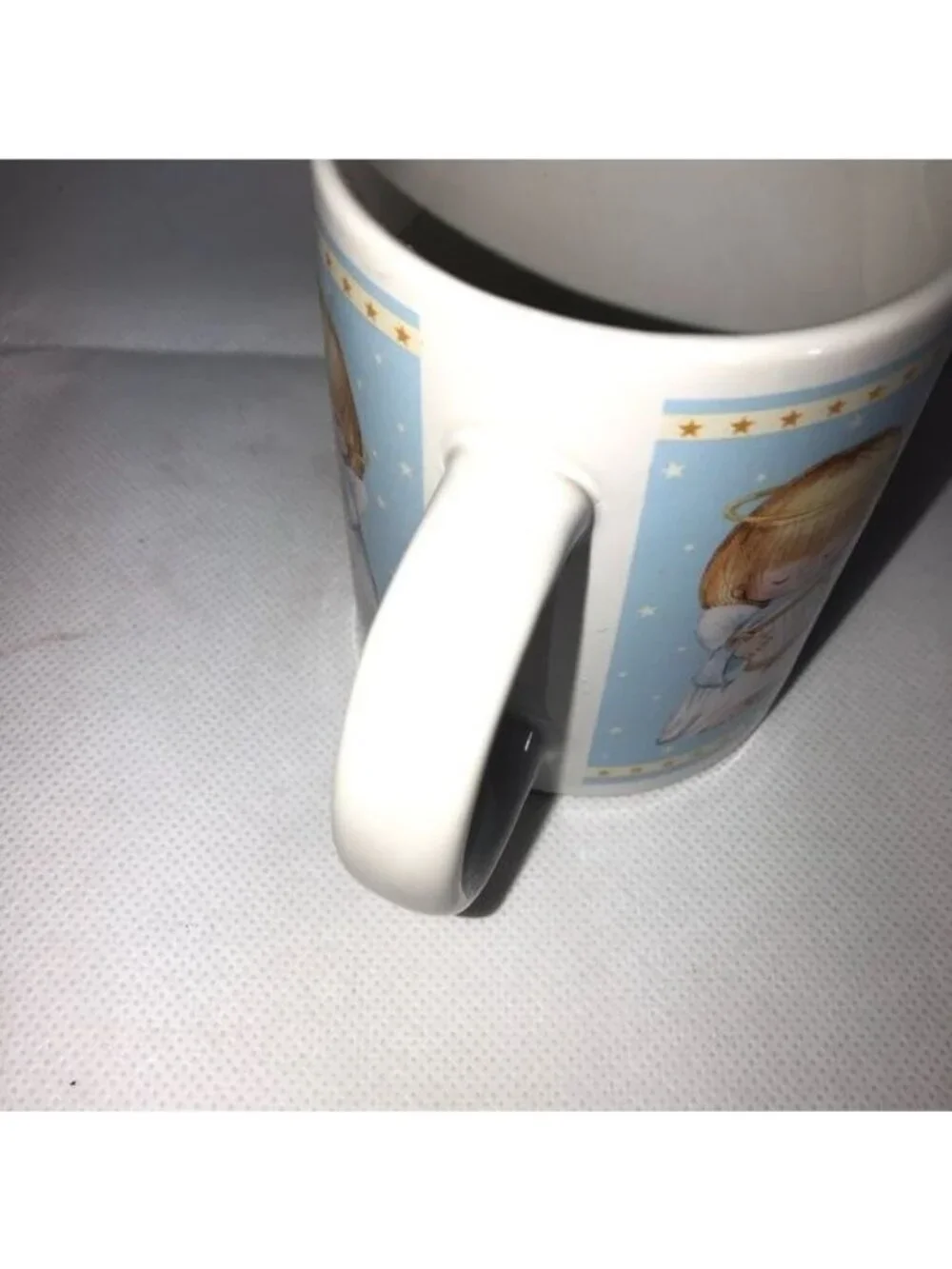 three angle white blue coffee mug cyp white blue handle 3x3.5